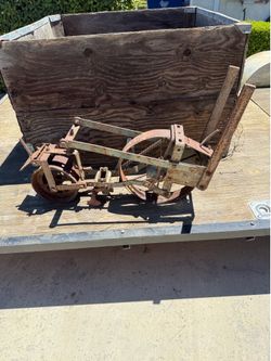 Vintage Planet Jr seeder, I have 3 total, $60 each