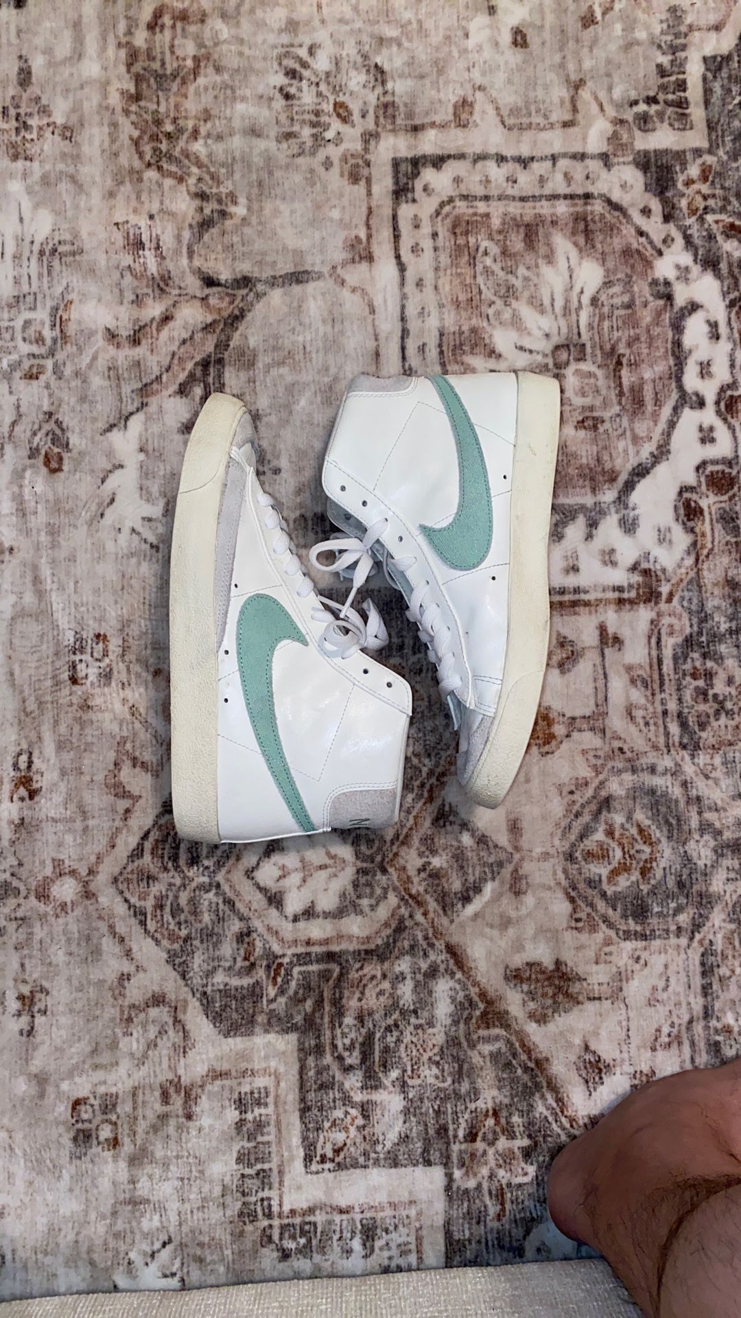 Nike Blazer Mid 77 High Top Mint Green Vintage Vibe Mens Sneakers