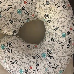 Baby boppy Pillow 