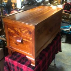 Mid Century Cedar chest USA solid wood coffee table storage