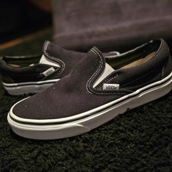 Vans Youth Size 6