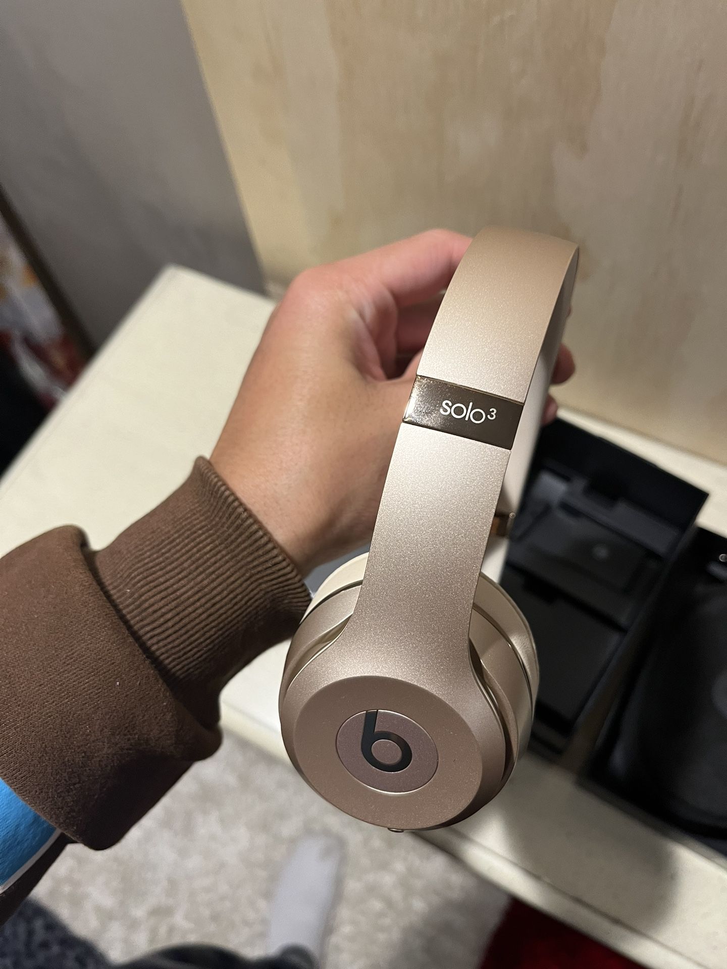 Beats Solo 3 Gold, Open box