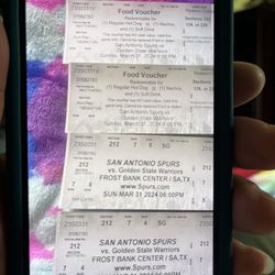  2 Spurs Tickets For Tonight‘S Game