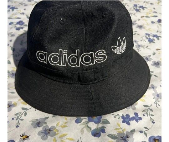 Addidas Bucket Hat