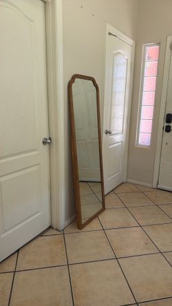 Sanding Mirror Light use