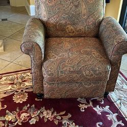 Reclining accent chairs x 2 