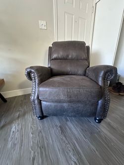 Recliner