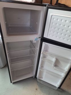 Frigidaire Slim Refrigerator