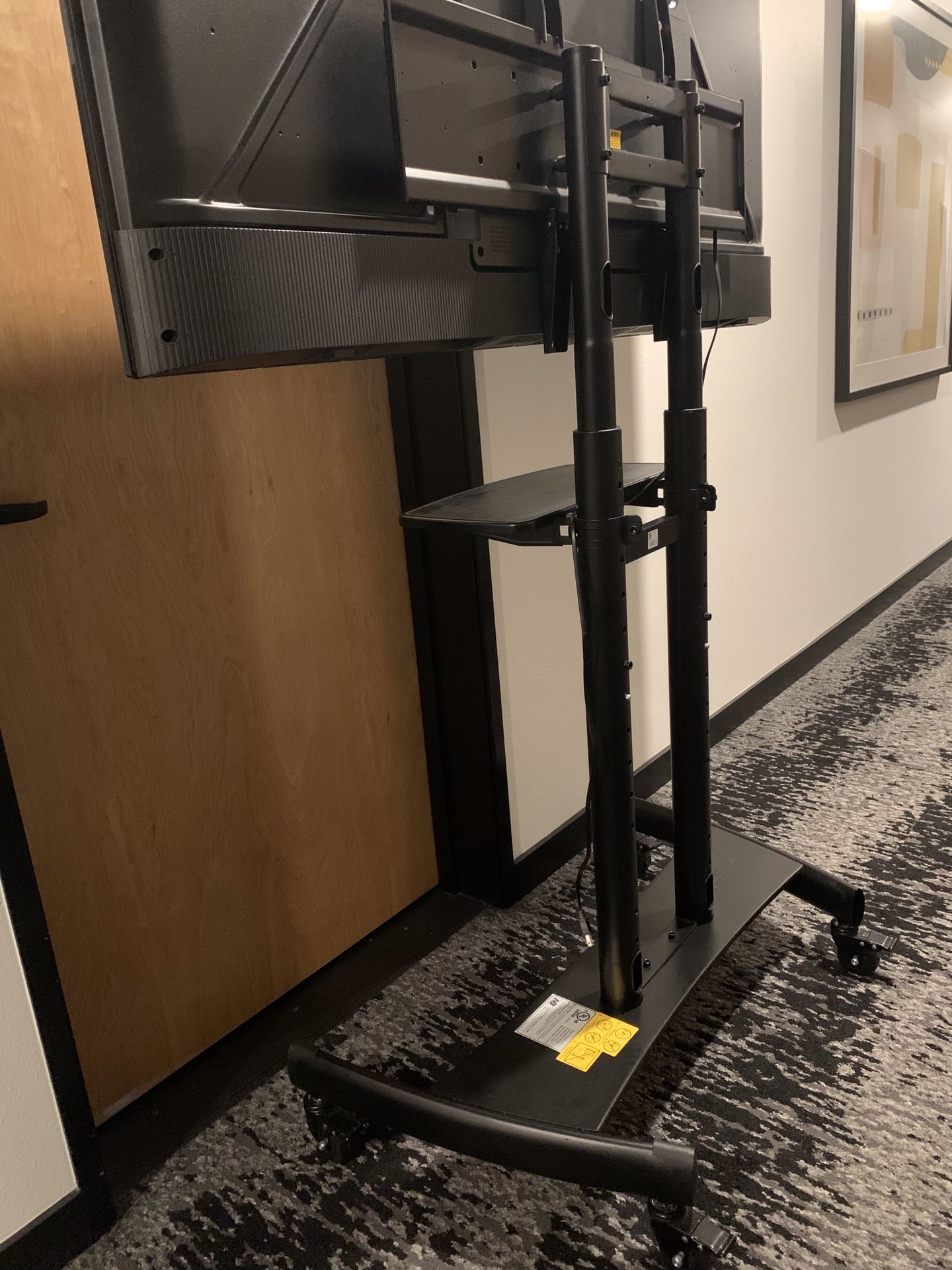 65 Inch Roku TV With Cart