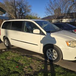 2012 Chrysler Grand Voyager 