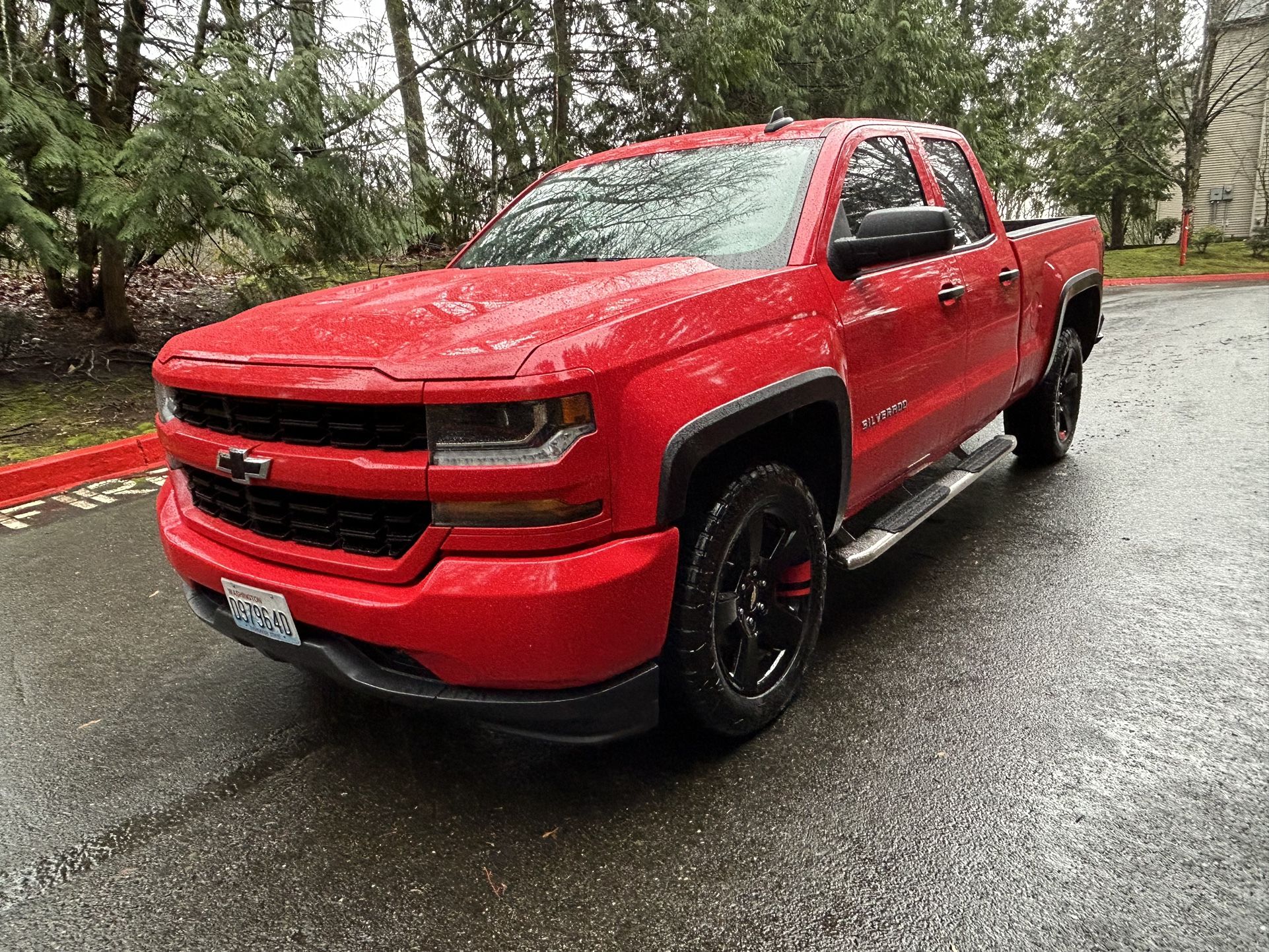 2018 Chevrolet Silverado for Sale in Renton, WA - OfferUp