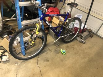 GT Mountain Bike