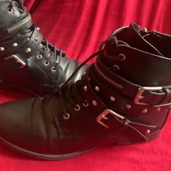 Black Shoes