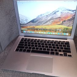 Apple Macbook Pro Like New