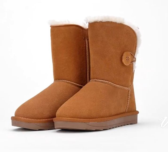Brand New ~ Vepose Women's 985 Snow Boots - Size 9 