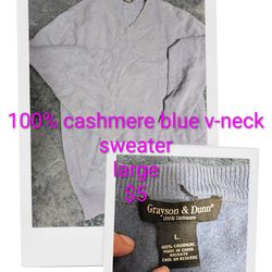 100% blue cashmere sweater v-neck