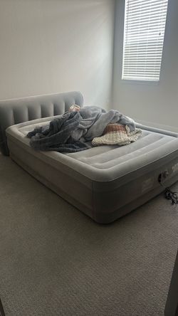 Bestway 18” Air Mattress Queen