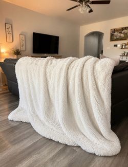 White Faux Fur Duvet Cover Full/Queen Size | Cozy Plush Bedding