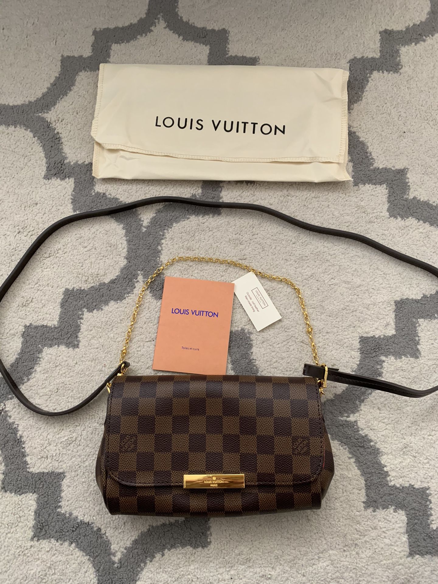 Louis Vuitton Fèlicie Pochette Handbag