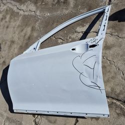 Genesis G80 Left Door Oem