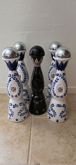 Hand-Painted Empty Bottles ( Empty Bottles)