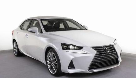 Lexus is200t
