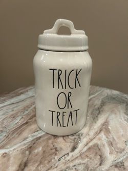 Rae Dunn Jar