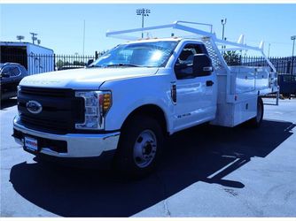 2017 Ford F-350 Chassis