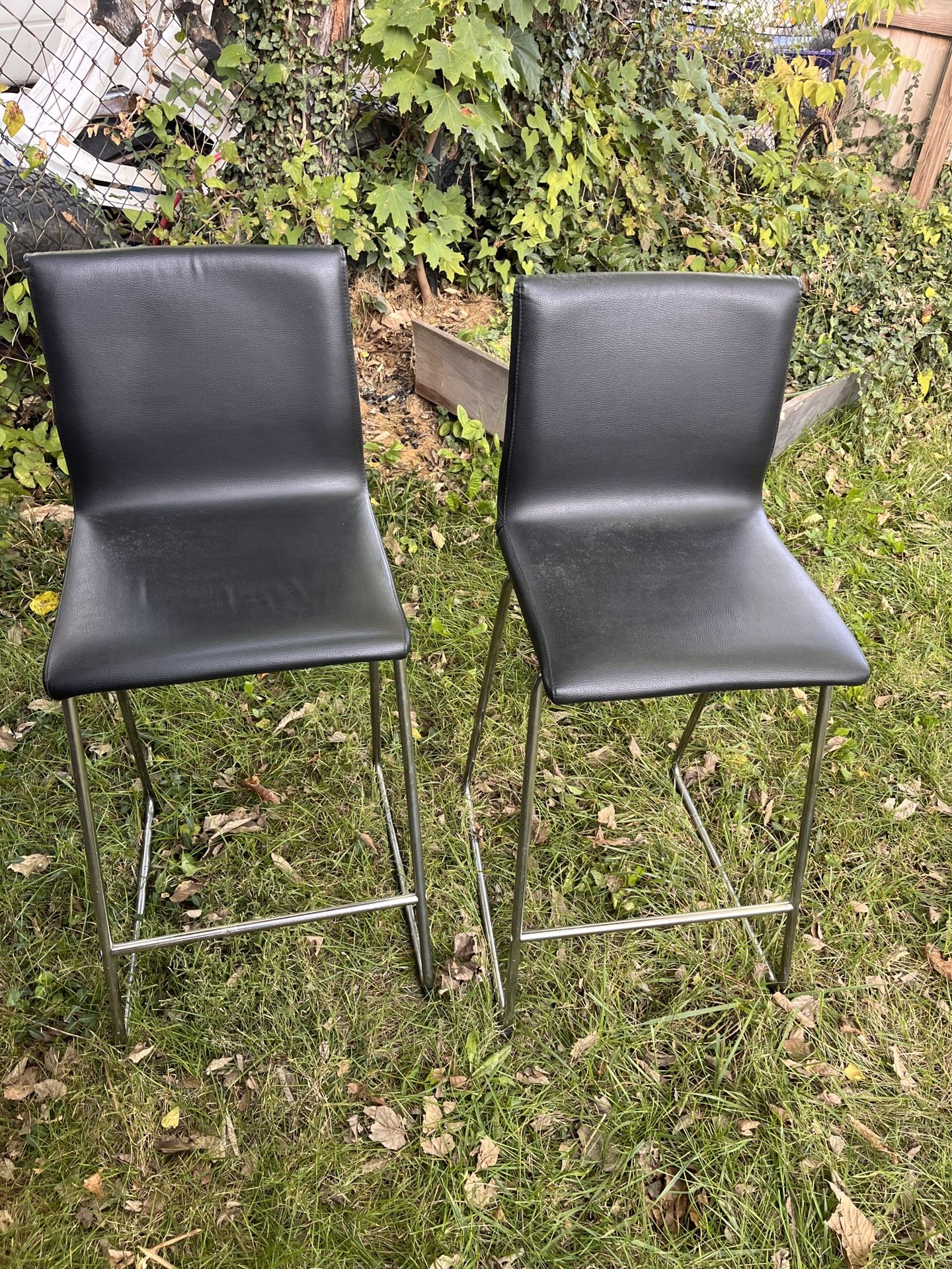 Black Leather And Stainless Steel Bar Counter Height Stools 