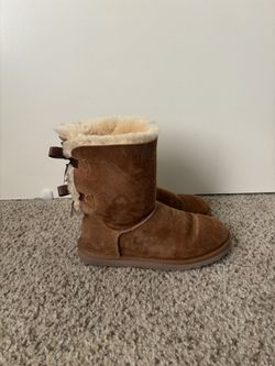 Bailey Bow Uggs WITH BOX Women 8