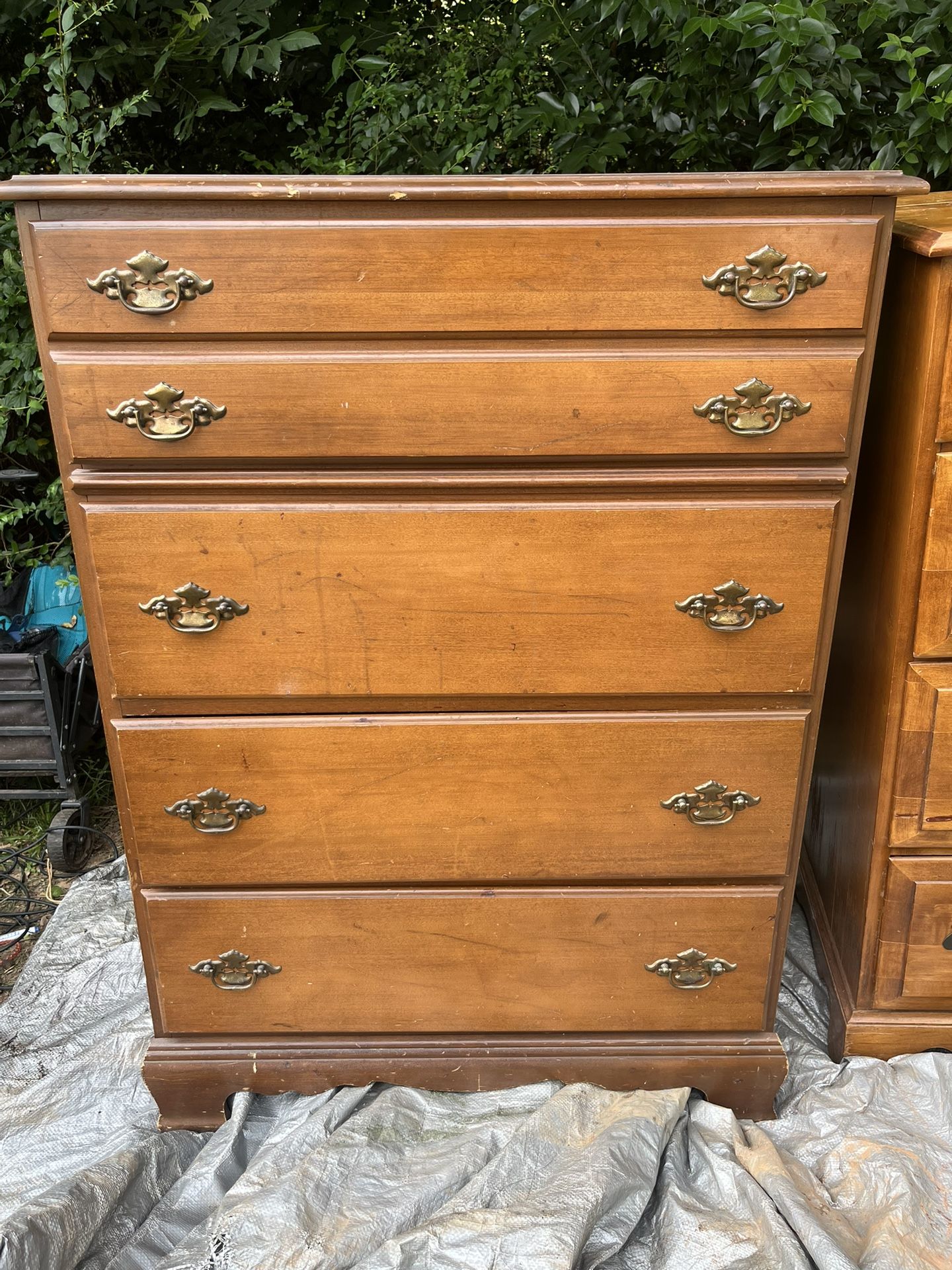 Dresser 