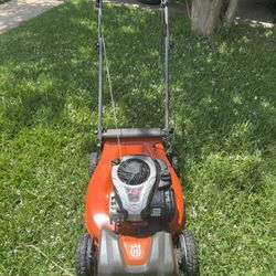 Husqvarna Self Propelled AWD Good Condition First Pull Start Runs Good Cut Great 
