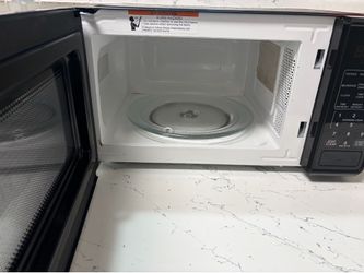 Microwave 0.7 cu