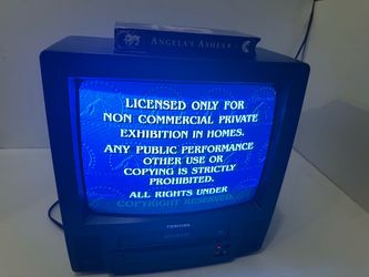 Toshiba 13 in. VHS T.V. Auto Clock Set