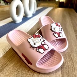 Hello Kitty Sanrio Cute Sandals Women/Girls Sizes 6 And 7 NEW IN PACKAGING!