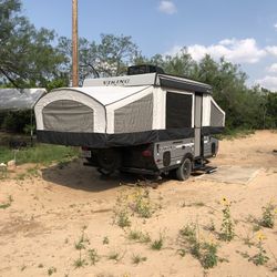2018 Viking 21’ Pop-up Camper