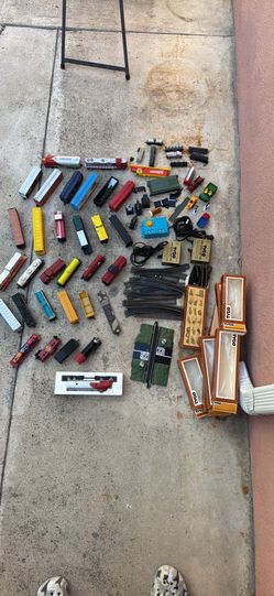 Lot of Tyco/Bachmann scale train