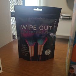 New! Makeup Brush Cleaning Wipes!