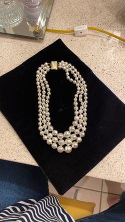 Vintage 18” Choker Length 3 Strand Faux Pearls
