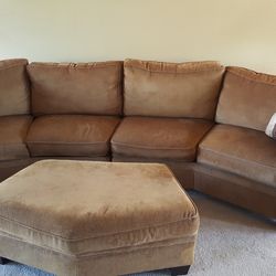 Broyhill Oversized Sectional