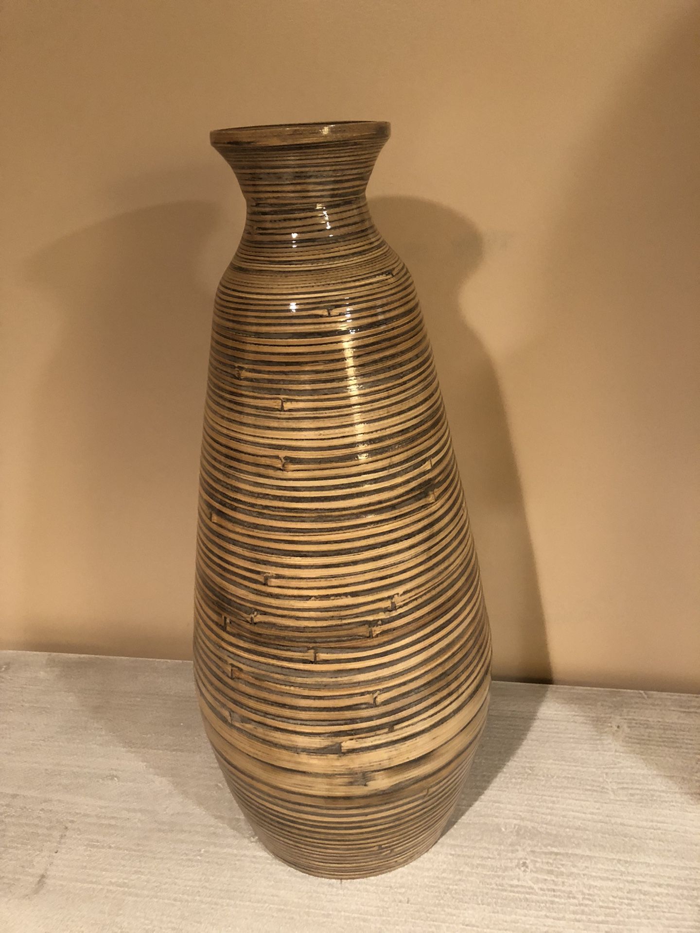 Decorative vase