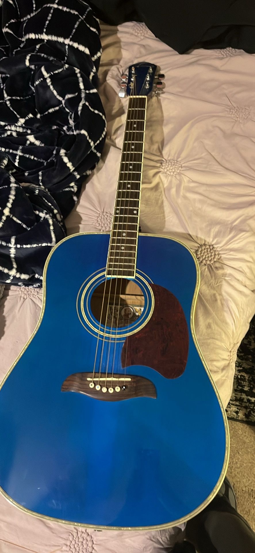 Oscar schmidt 6 string acoustic guitar 