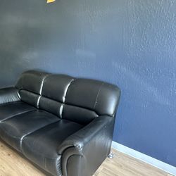 Black Leather Sofa 