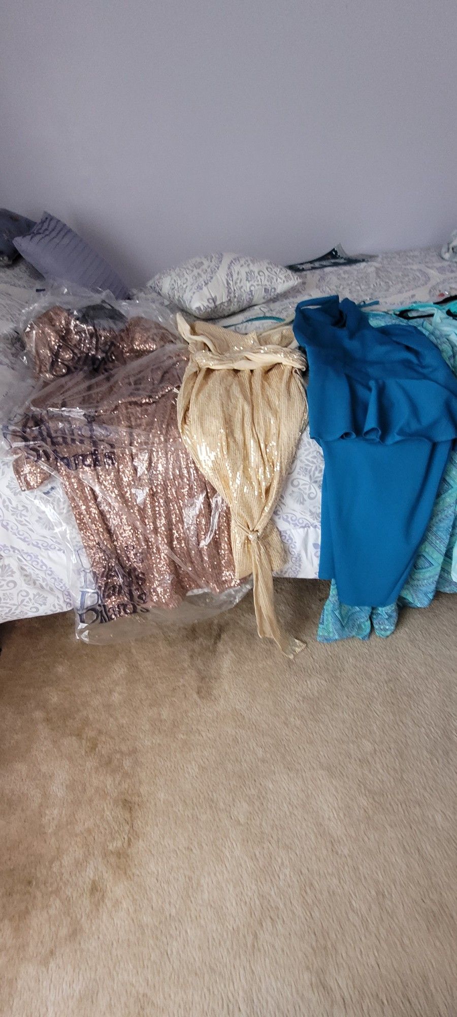 Woman's Cloth