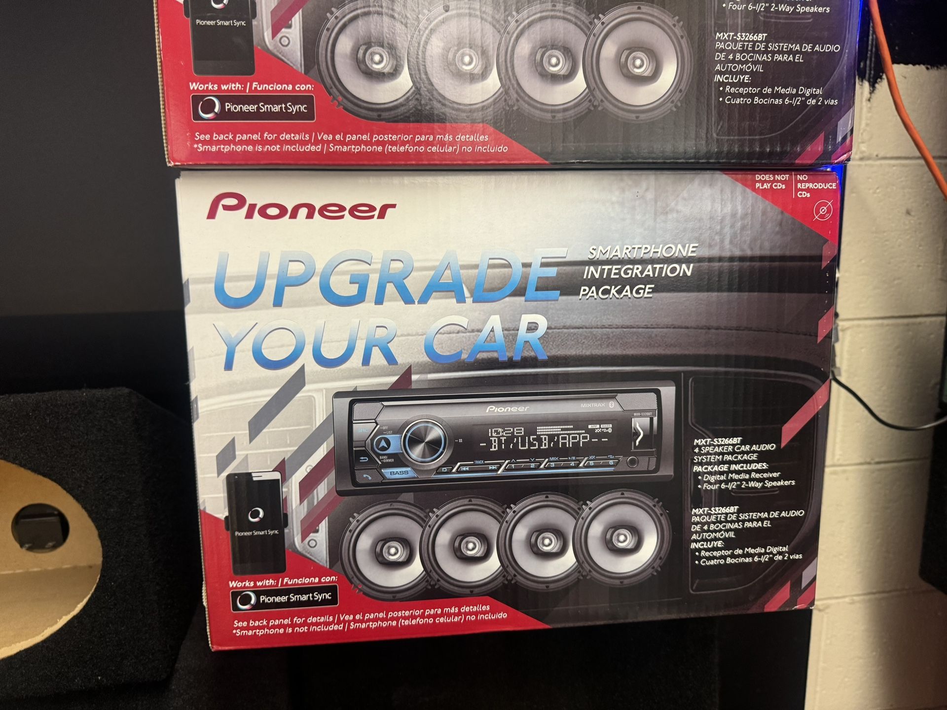 Pioneer Mxt s3266bt Radio Includes 4 Pioneer 6.5 Speakers