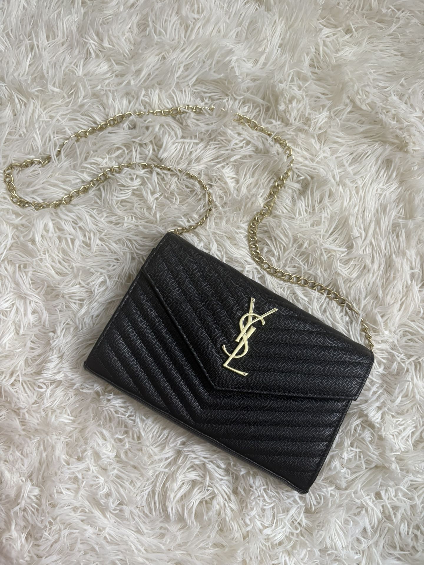 ❤️‍🔥 Saint Laurent Cassandre Envelope Chain Wallet – Classic Elegance | Authentic ❤️‍🔥
