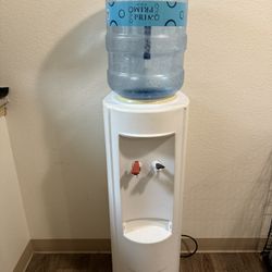 Water Dispenser