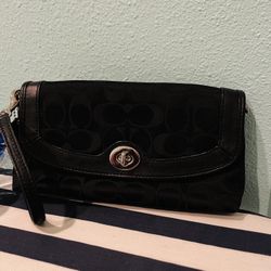 Coach Wristlet Leather And Fabric 
