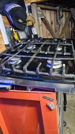 Whirl pool 4 burner stove top