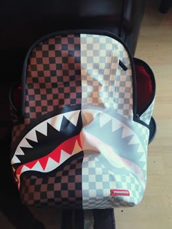 SPRAYGROUND BACKPACK SHARK.